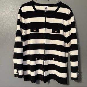 26. NWOT Anne Klein Sz Large Knit Striped Jacket!